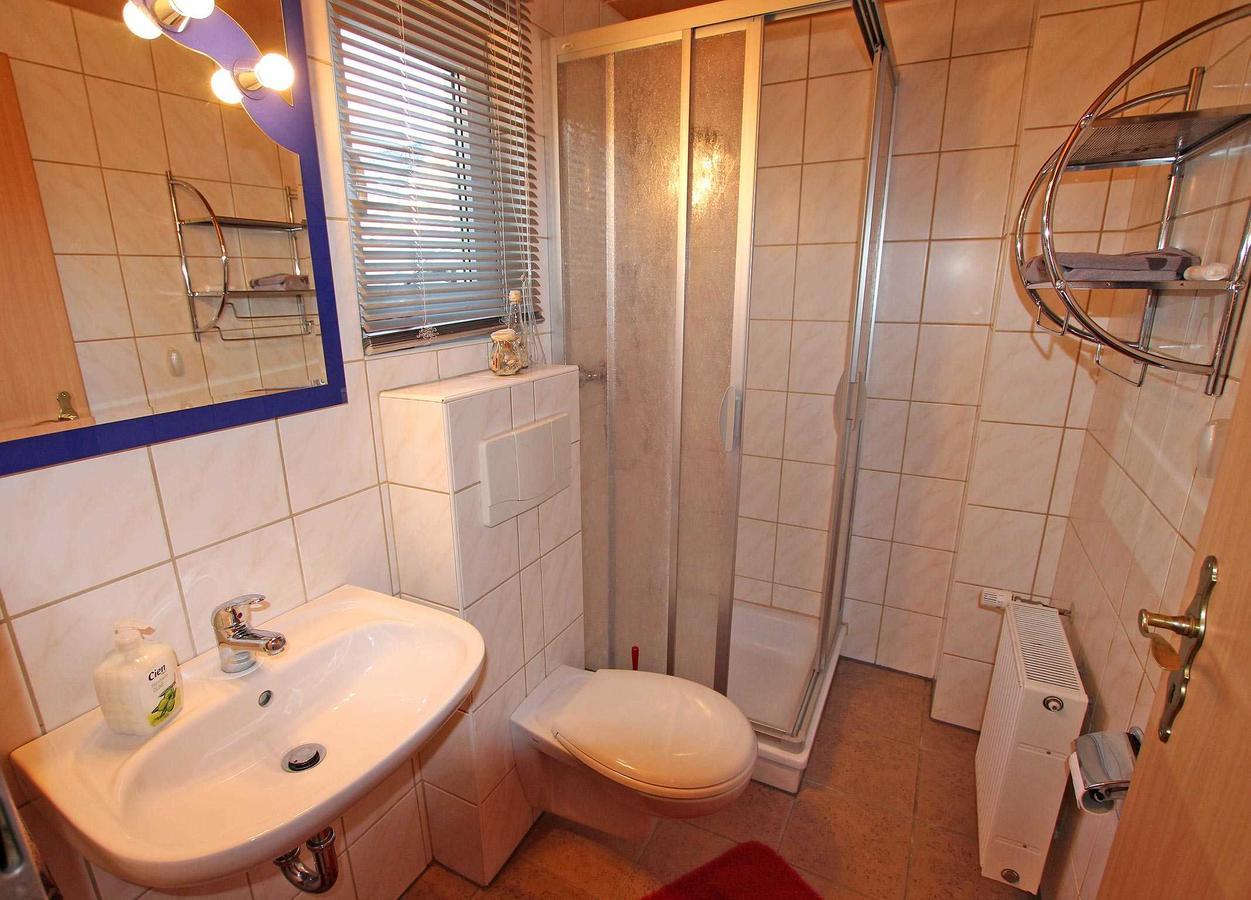 Ferienhaus Mit Separater Wohnung Waren See 9441 ภายนอก รูปภาพ